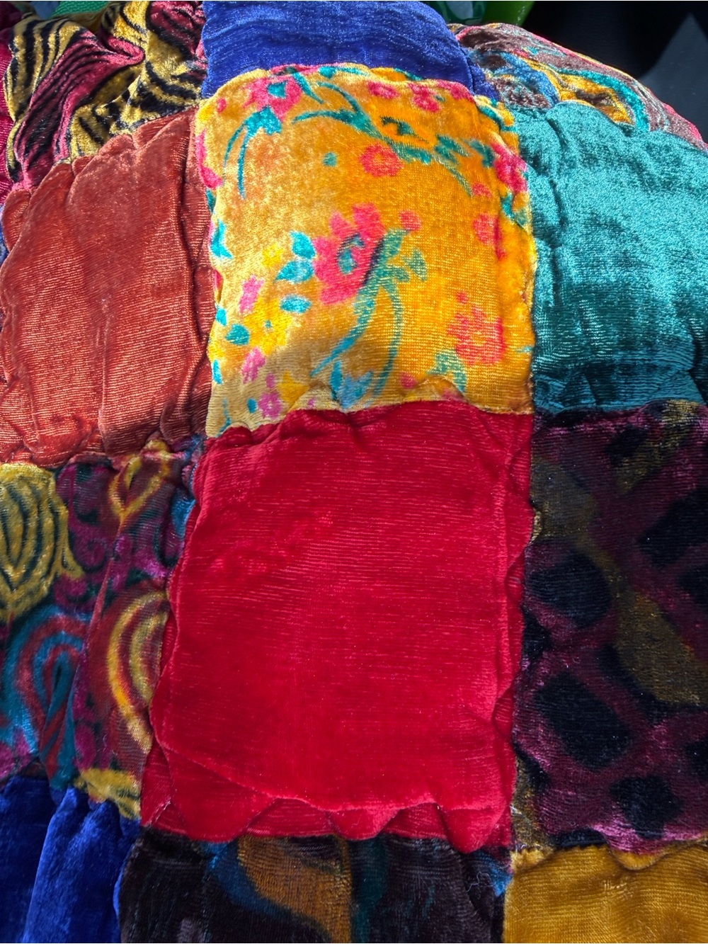 Vintage Multicolor Handmade Bubble Velvet Patchwork Bedspread Queen Size Quilt - Picture 6 of 8
